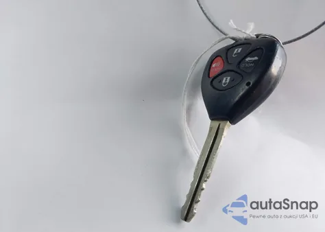 2010 Toyota Corolla S из США, поврежденный, VIN 2T1BU4EE5AC451327